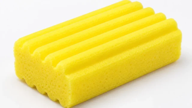 Scrub Daddy Damp Duster Review: Useful Tool or Social-Media Hype?